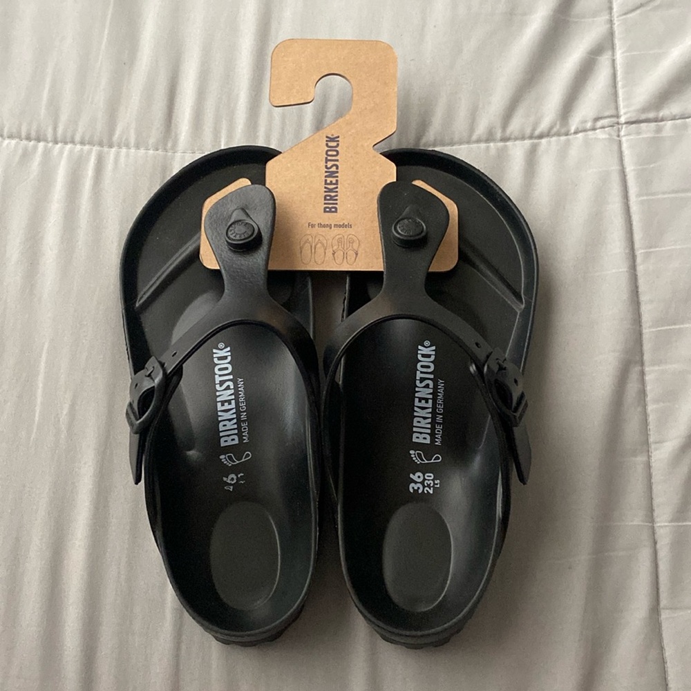 NWT Gizeh Birkenstock Sandals